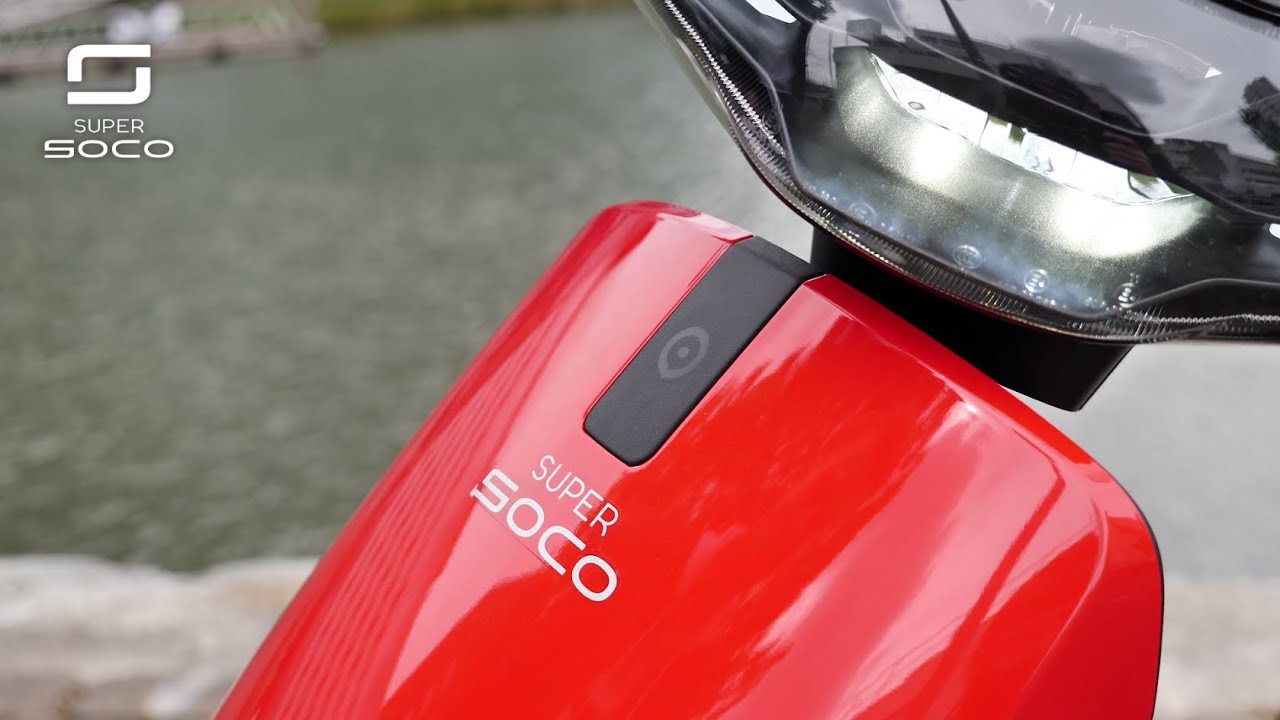 Super Soco CUX: Slim, intelligent en oogstrelend